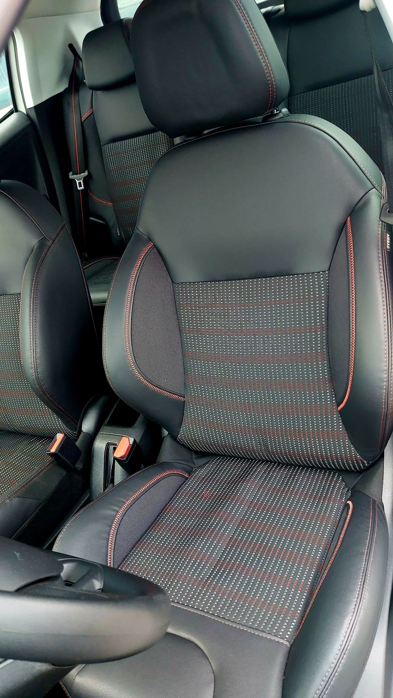 Peugeot 208 1.6HDI EURO6 FRANCE  - изображение 9