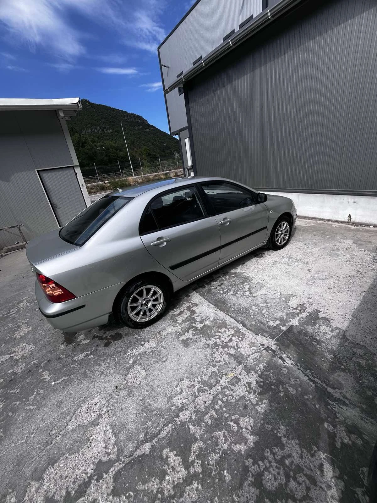 Toyota Corolla  - изображение 6