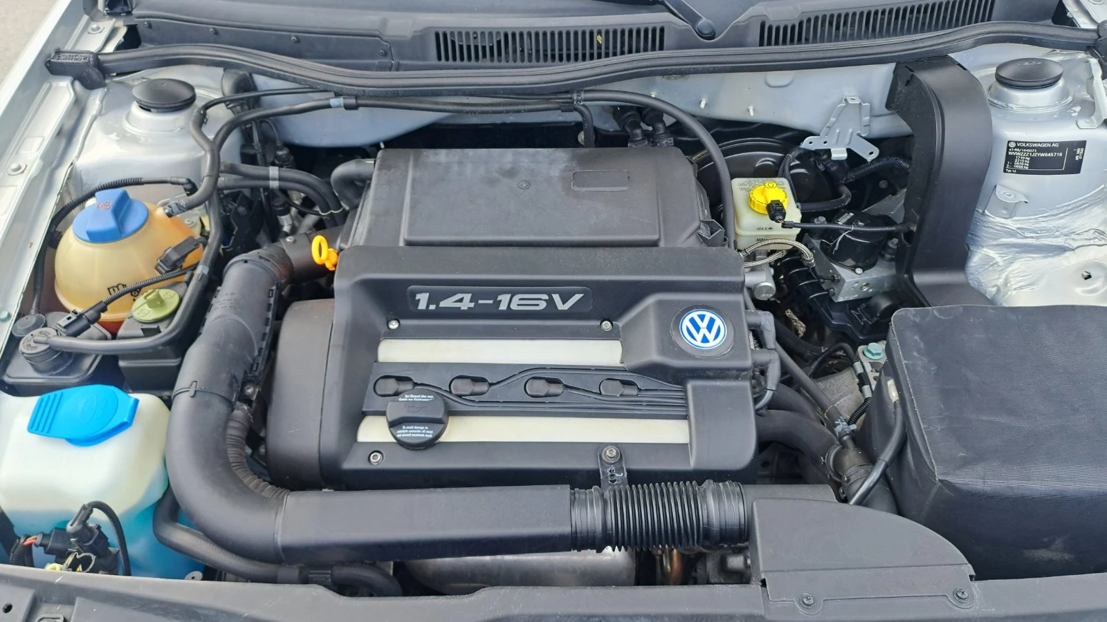 VW Bora 1.4I 75   | Mobile.bg   14