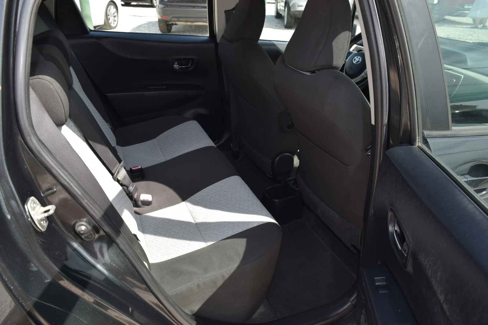 Toyota Yaris 1.4 D4D* * * Euro5B* 6  | Mobile.bg   12