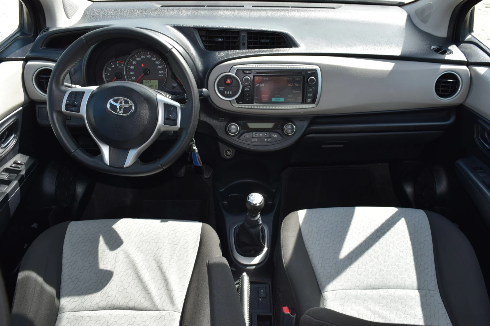 Toyota Yaris 1.4 D4D* * * Euro5B* 6  | Mobile.bg   11