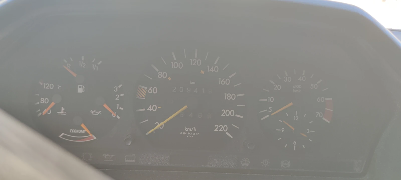 Mercedes-Benz 124  - изображение 4