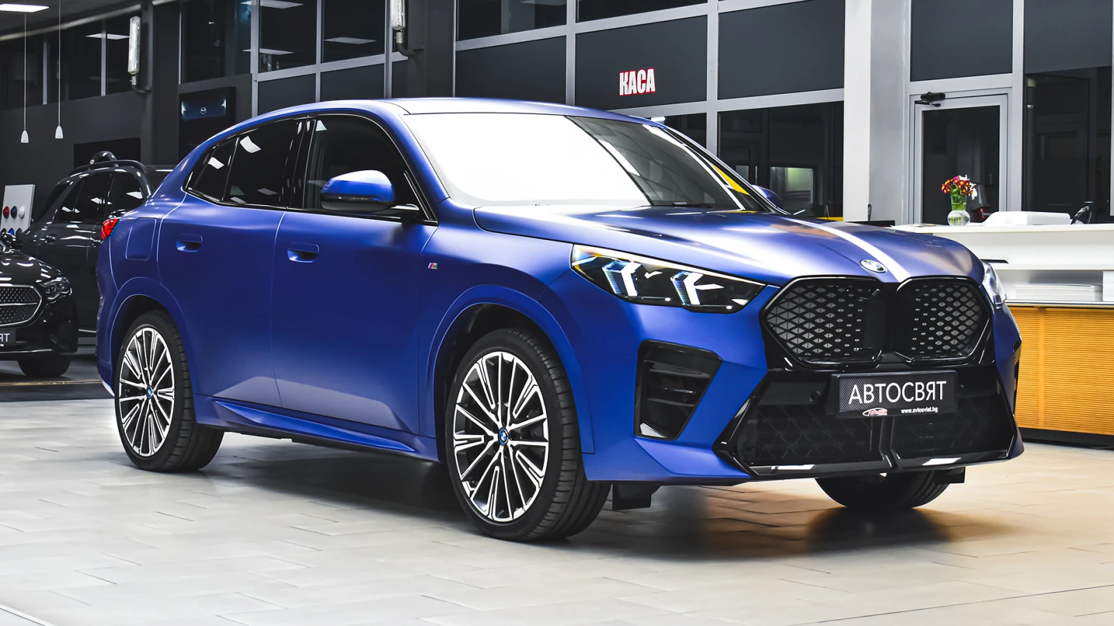 BMW iX2 xDrive30 M Sport - изображение 5