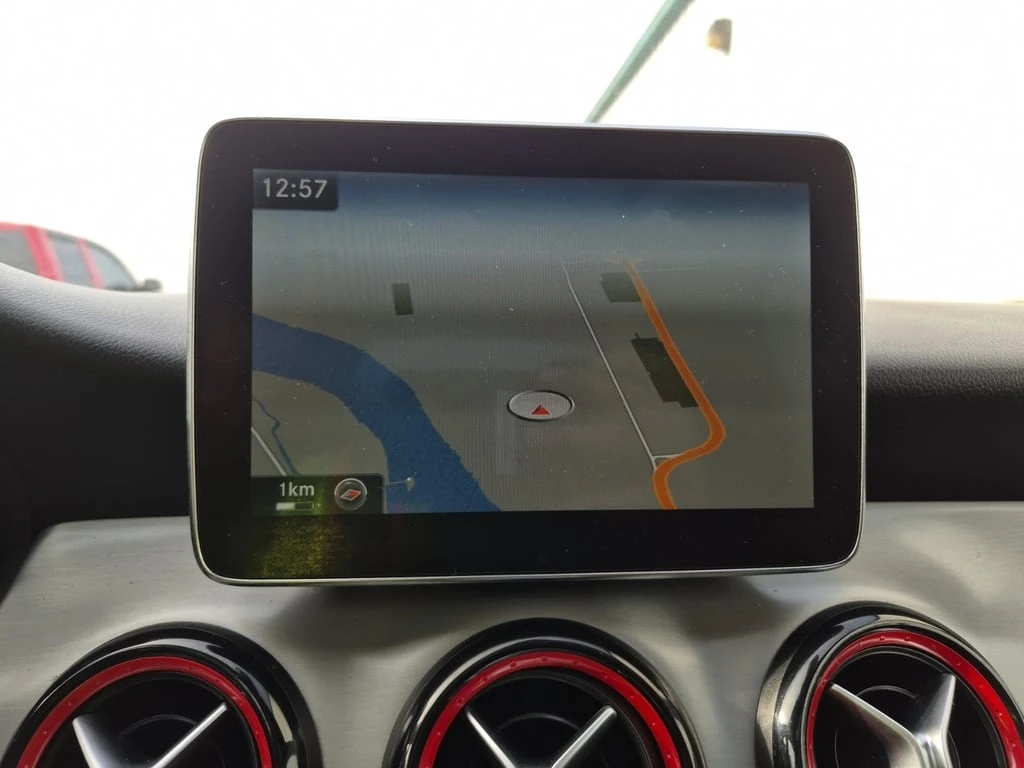 Mercedes-Benz CLA 250 * CARFAX * БЕЗ ПЪРВОНАЧАЛНА ВНОСКА - изображение 10