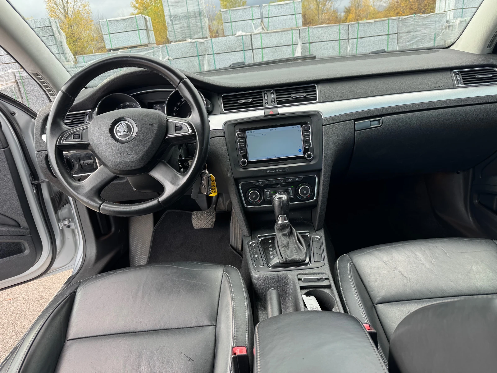 Skoda Superb 2.0TDI-DSG-NAVI- | Mobile.bg   15