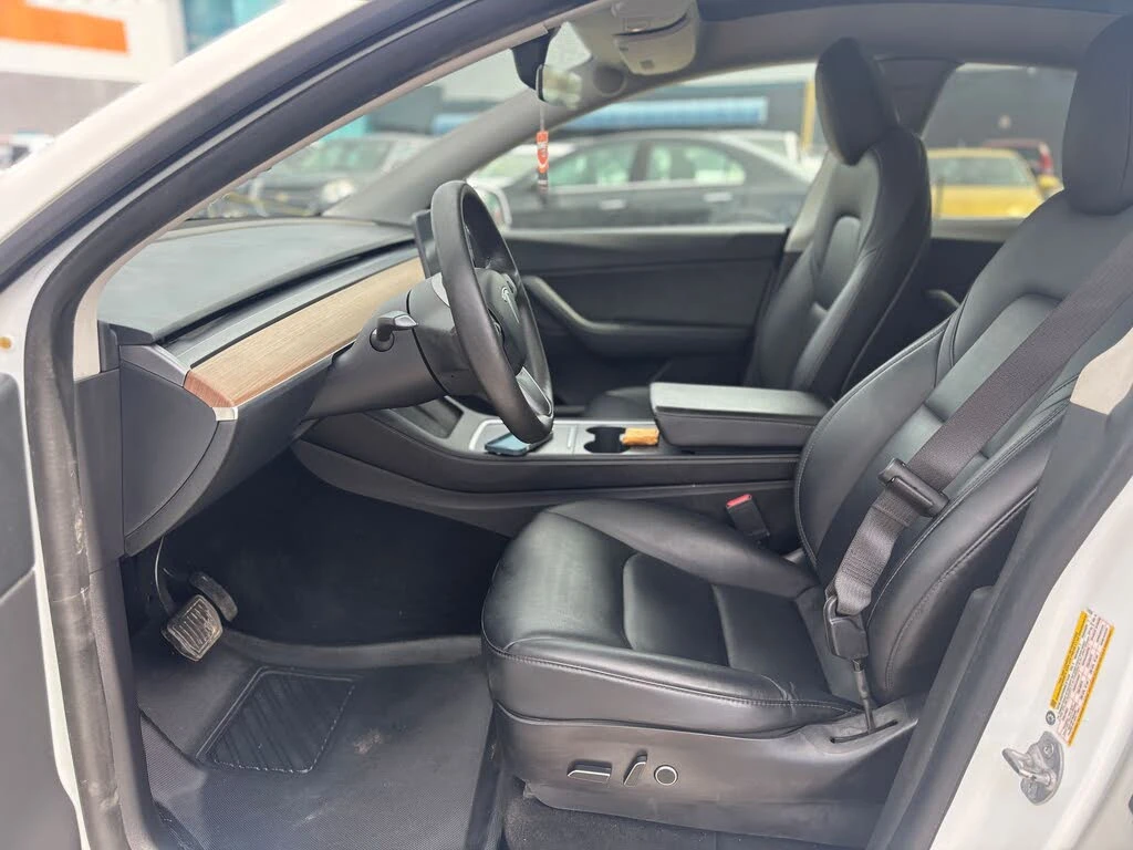 Tesla Model Y Standard Range BLINDSPOT* CAM* CARPLAY* KEYLESS*  - изображение 9