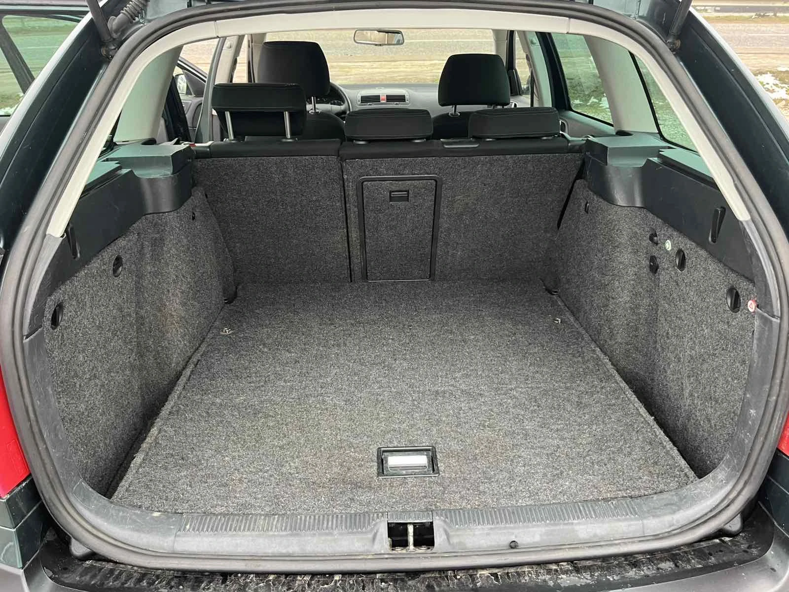 Skoda Octavia SCOUT 2.0TDI 140�� 4�4 6 �������� �����������  | Mobile.bg � ����������� 15