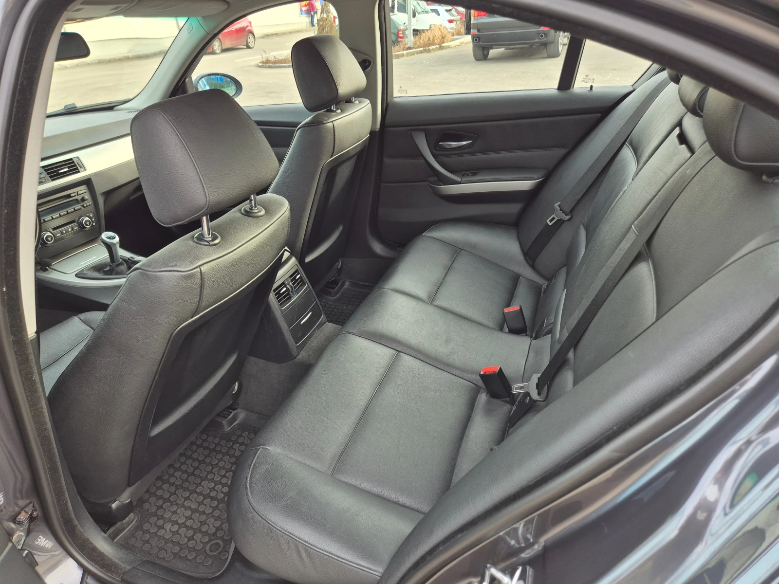 BMW 320 163КС+ КОЖА ЕКО 3 НОВИ ГУМИ, снимка 13 - Автомобили и джипове - 53479306