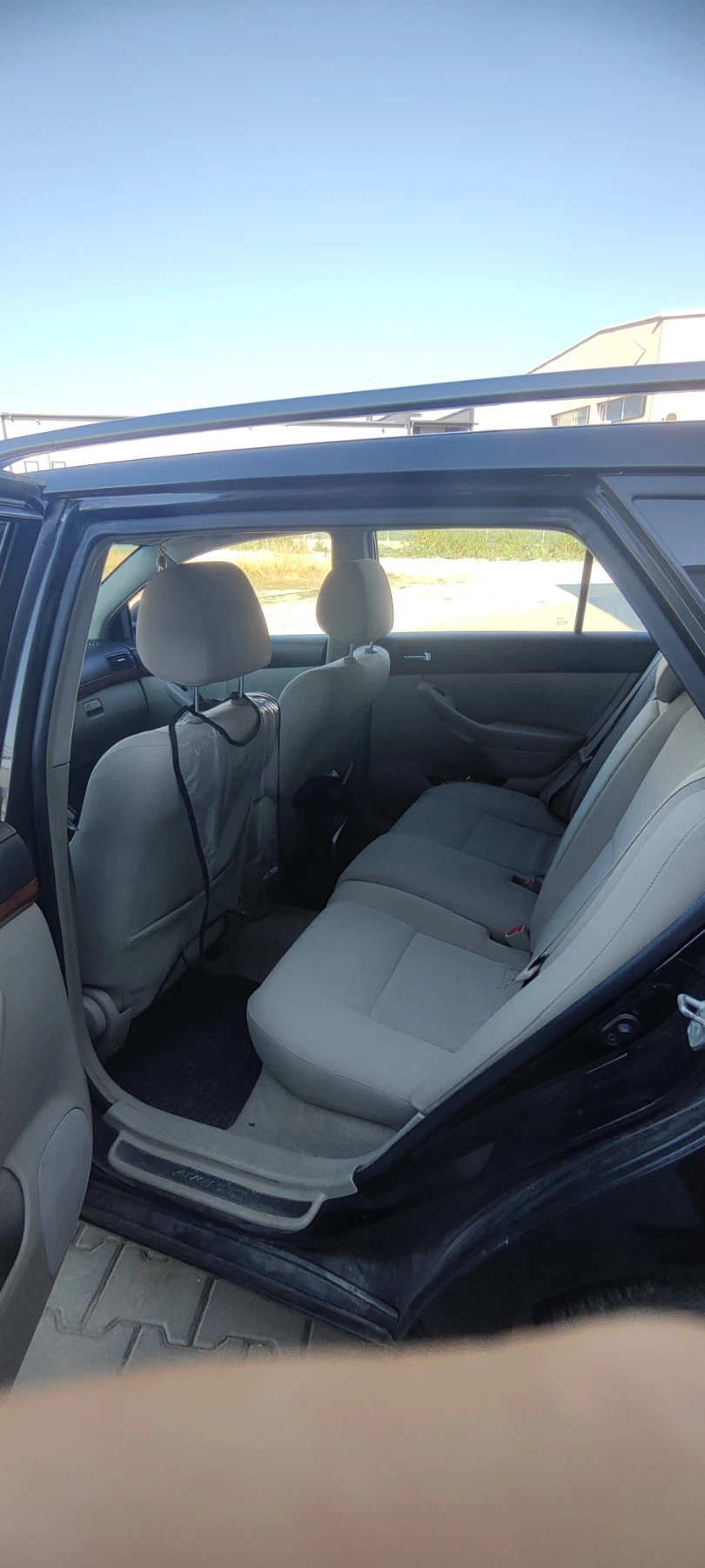 Toyota Avensis, снимка 9 - Автомобили и джипове - 53710487