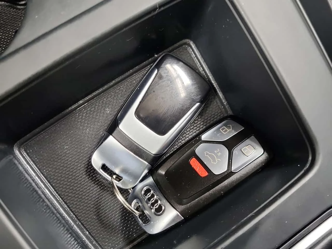 Audi A4 * TECHNIK * CARFAX * 2 КЛЮЧА * ПАНОРАМА * , снимка 9 - Автомобили и джипове - 53910033