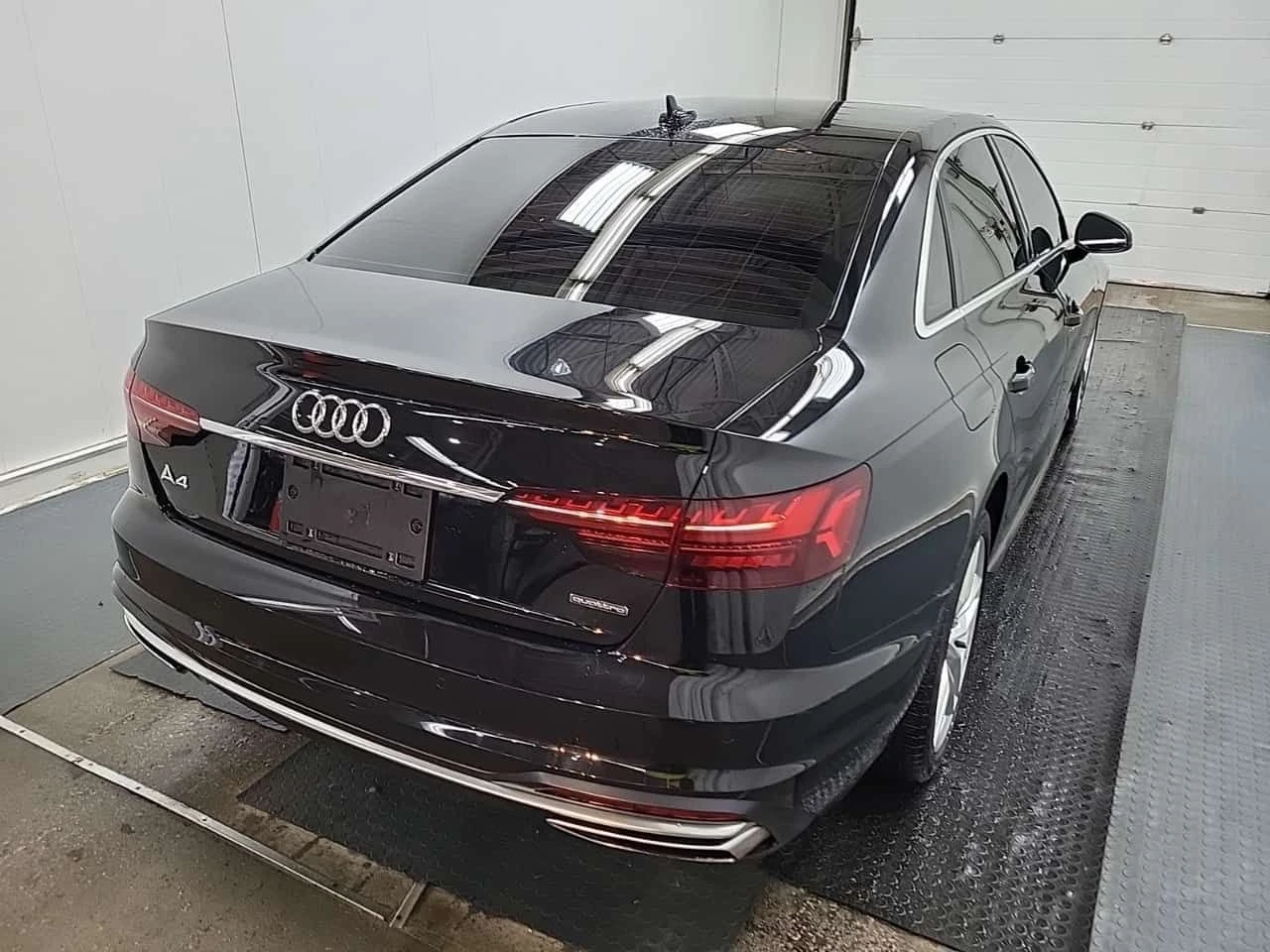 Audi A4 * TECHNIK * CARFAX * 2 КЛЮЧА * ПАНОРАМА * , снимка 3 - Автомобили и джипове - 53910033