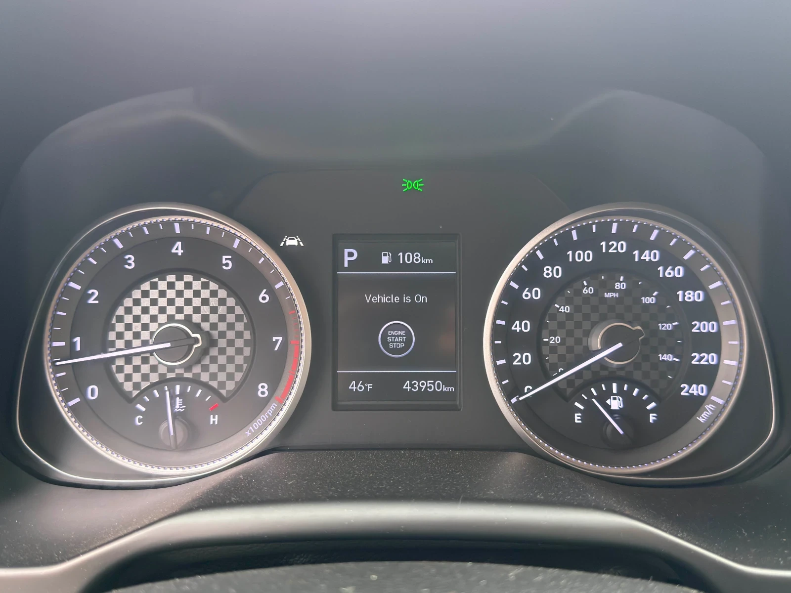 Hyundai Elantra, снимка 12 - Автомобили и джипове - 53918769