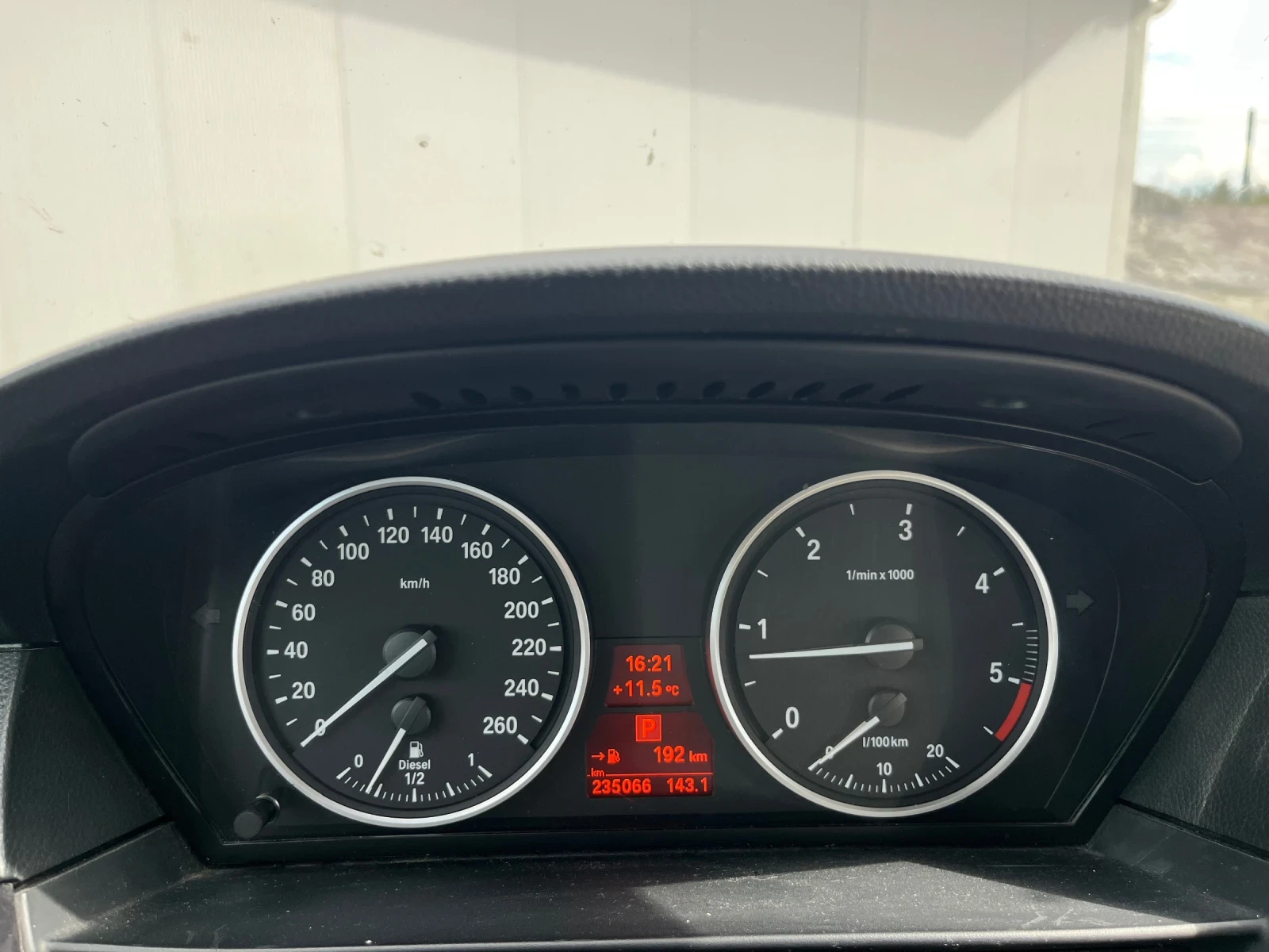 BMW 525 3.0D Mpack Facelift, снимка 11 - Автомобили и джипове - 54392172