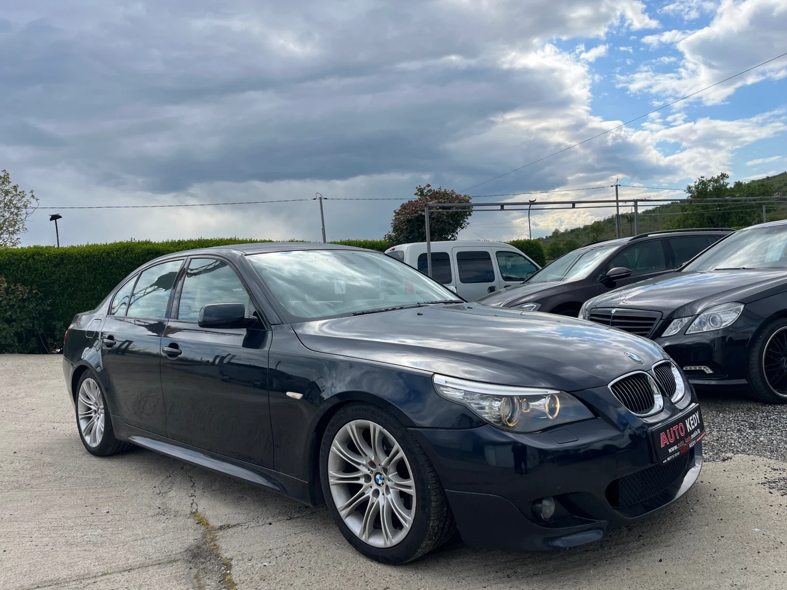 BMW 525 3.0D Mpack Facelift, снимка 3 - Автомобили и джипове - 54392172