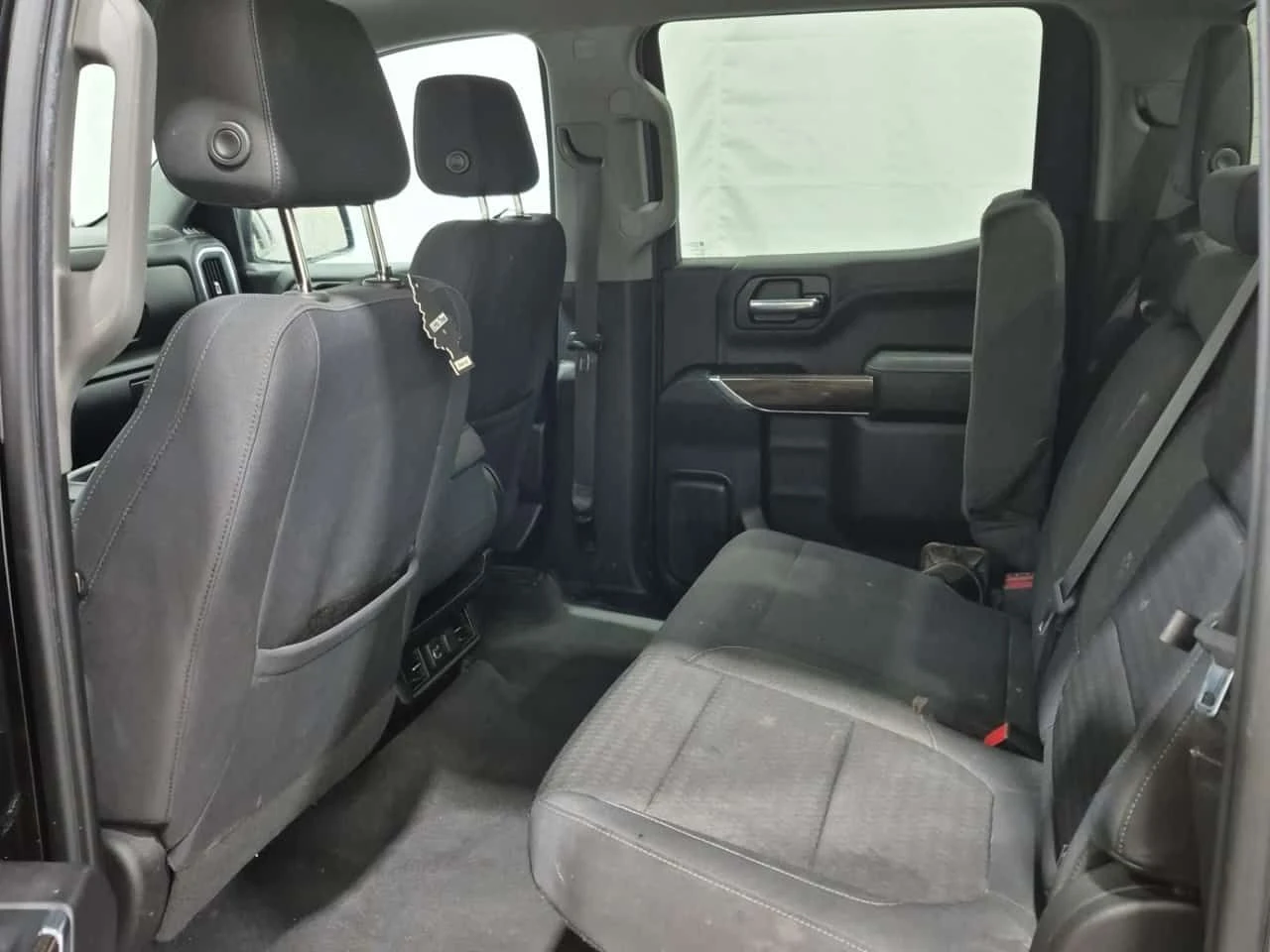 Chevrolet Silverado RST CREW CAB SHORT BED * CARFAX * Eдин собственик , снимка 10 - Автомобили и джипове - 54426634