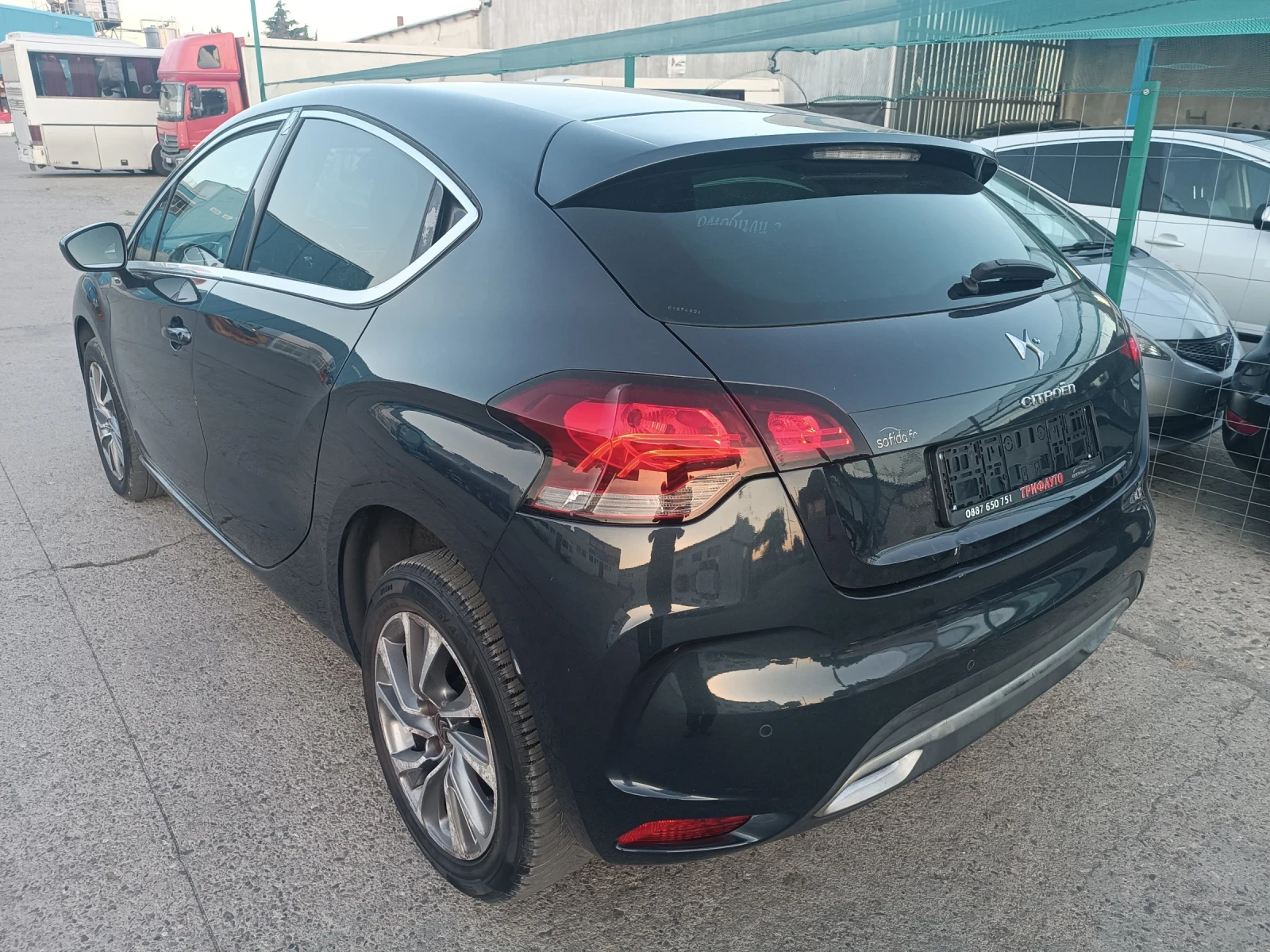 Citroen DS4 1, 6 HDi, 112 к.с., ПЕРФЕКТЕН, ЛИЗИНГ , снимка 3 - Автомобили и джипове - 54568584