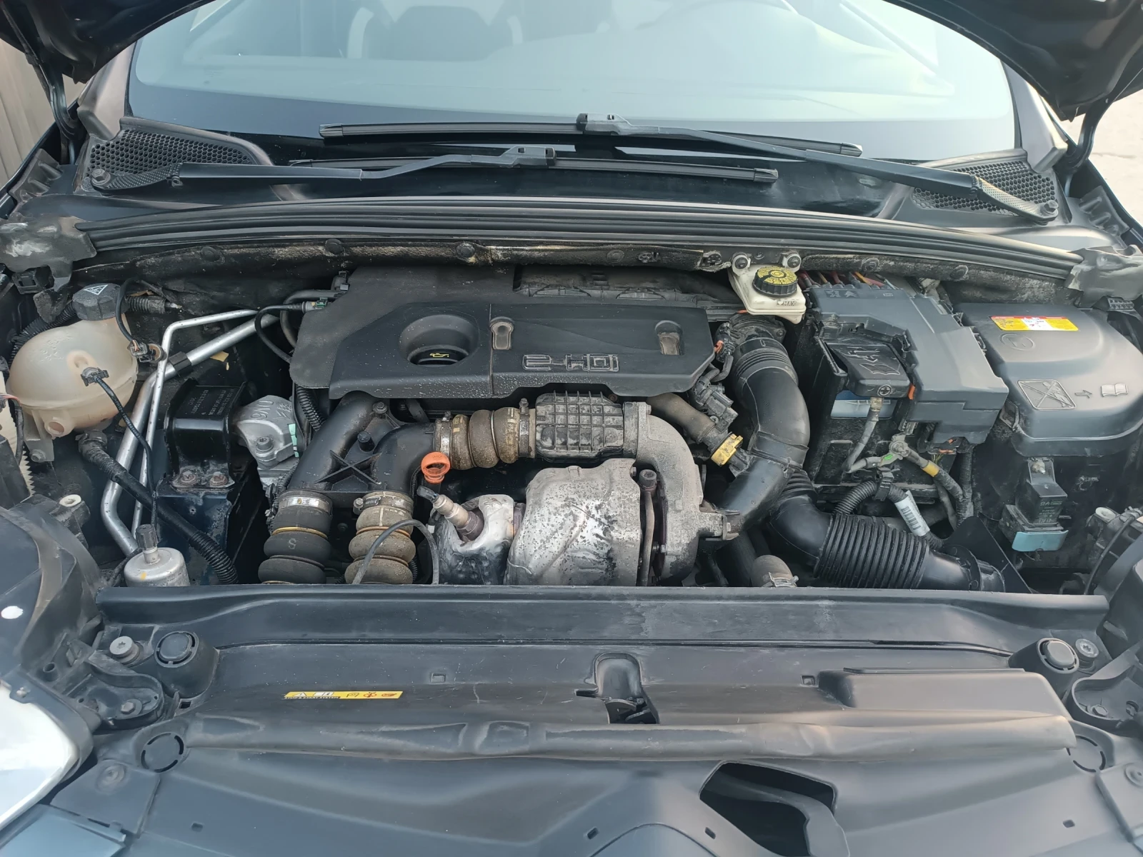 Citroen DS4 1, 6 HDi, 112 к.с., ПЕРФЕКТЕН, ЛИЗИНГ , снимка 15 - Автомобили и джипове - 54568584