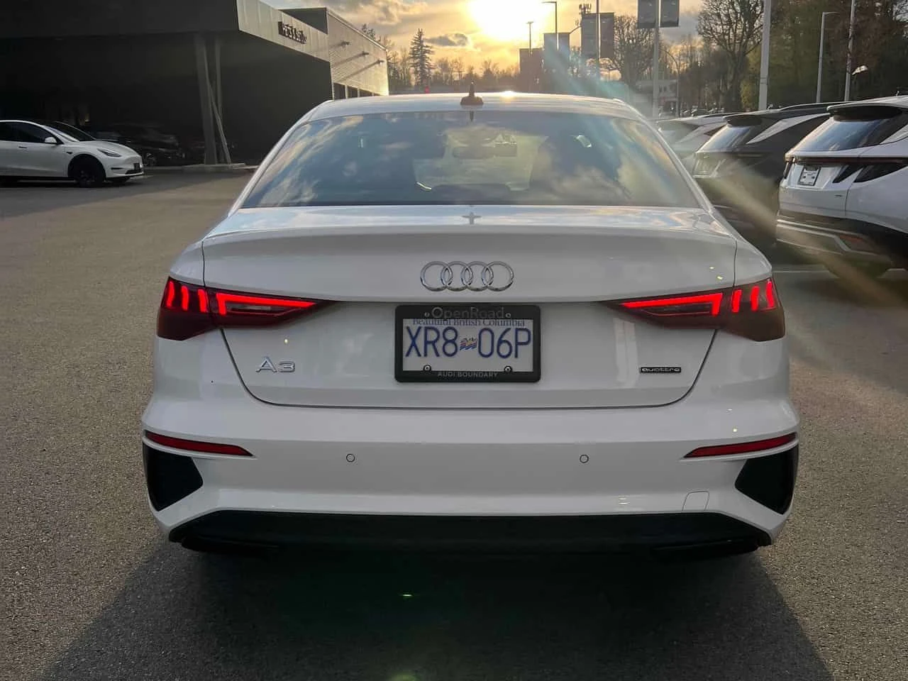 Audi A3 Progressiv /CAMERA/ПОДГРЕВИ/АВТОКРЕДИТ, снимка 13 - Автомобили и джипове - 54706565