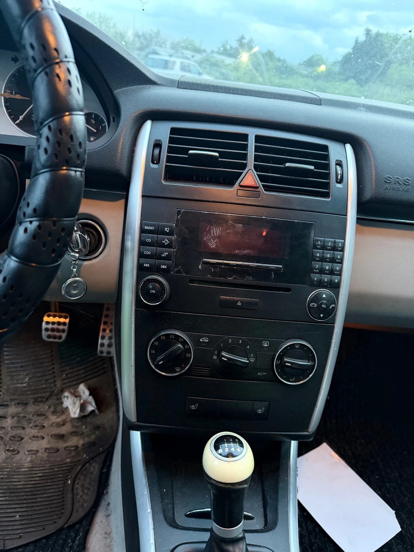 Mercedes-Benz B 200 2.0, снимка 6 - Автомобили и джипове - 54715388