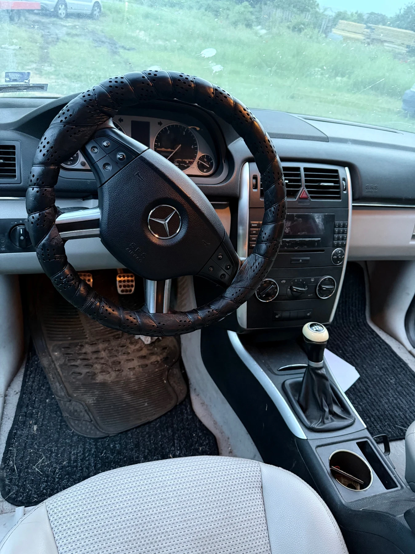 Mercedes-Benz B 200 2.0, снимка 5 - Автомобили и джипове - 54715388