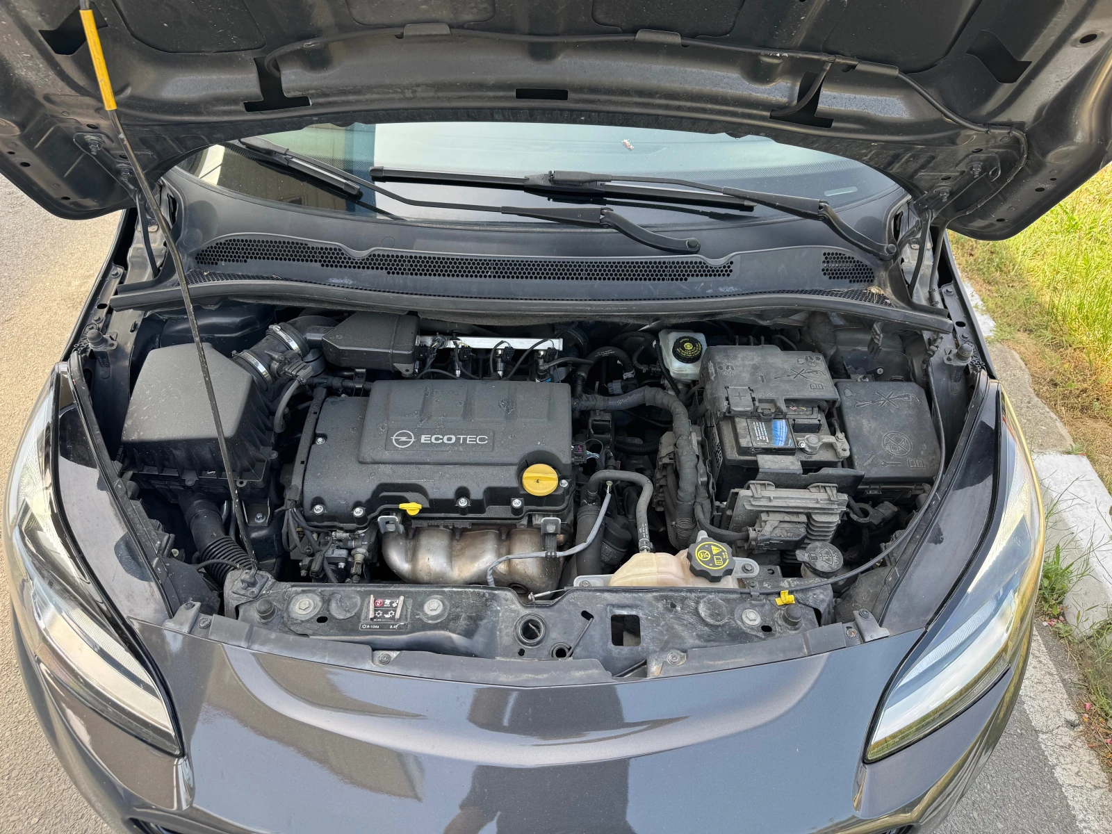 Opel Corsa 1.4 i Фабричен Газов инжекцион EURO 6B, снимка 17 - Автомобили и джипове - 54735862