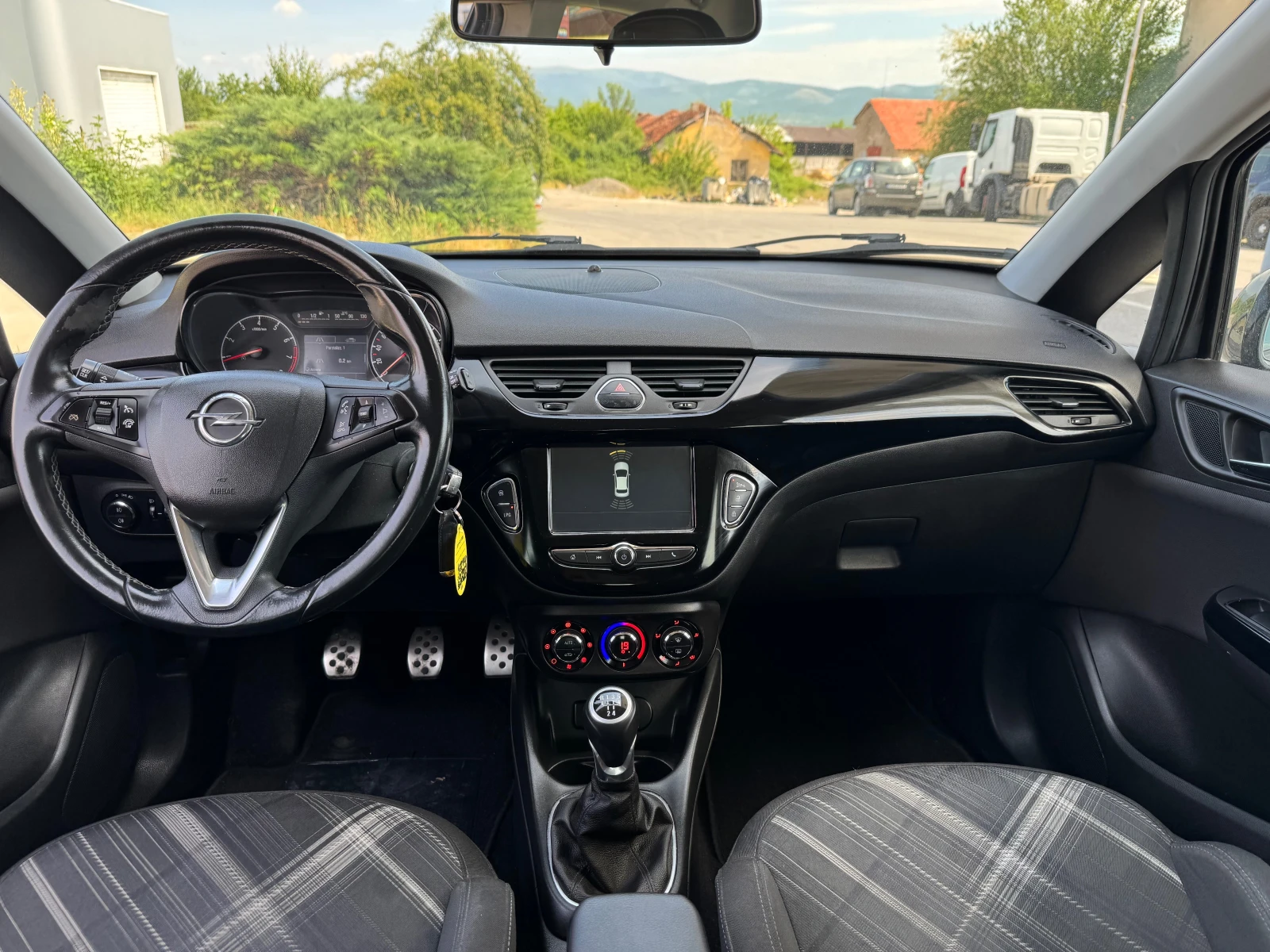 Opel Corsa 1.4 i Фабричен Газов инжекцион EURO 6B, снимка 11 - Автомобили и джипове - 54735862