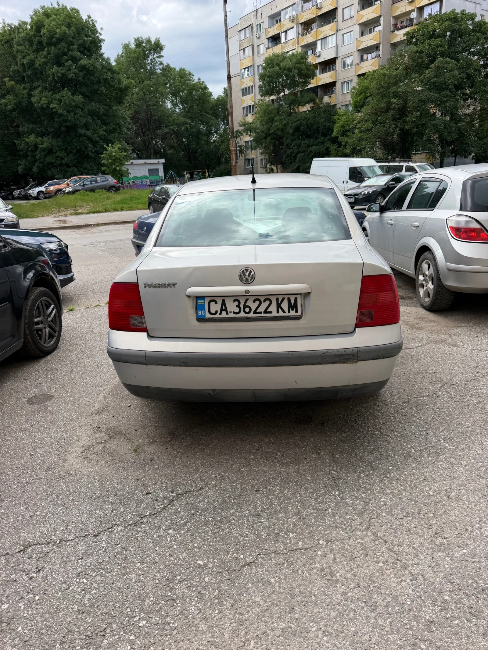 VW Passat, снимка 6 - Автомобили и джипове - 54989355