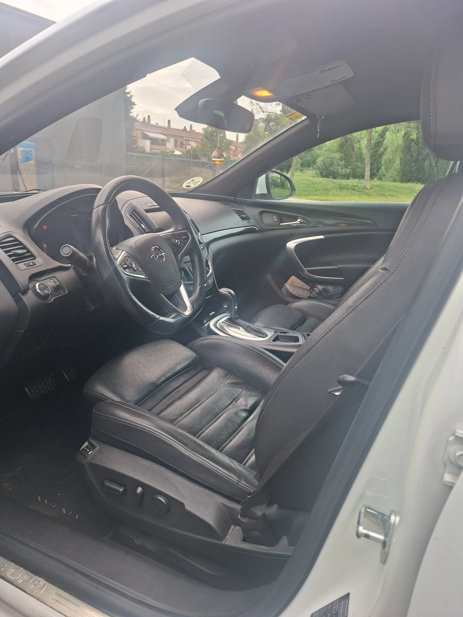 Opel Insignia, снимка 5 - Автомобили и джипове - 55319543