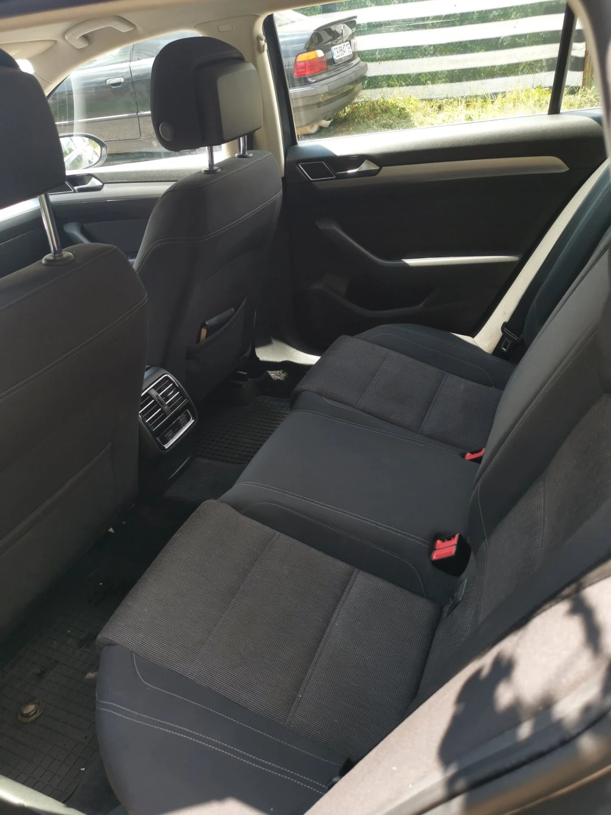 VW Passat, снимка 8 - Автомобили и джипове - 55604578