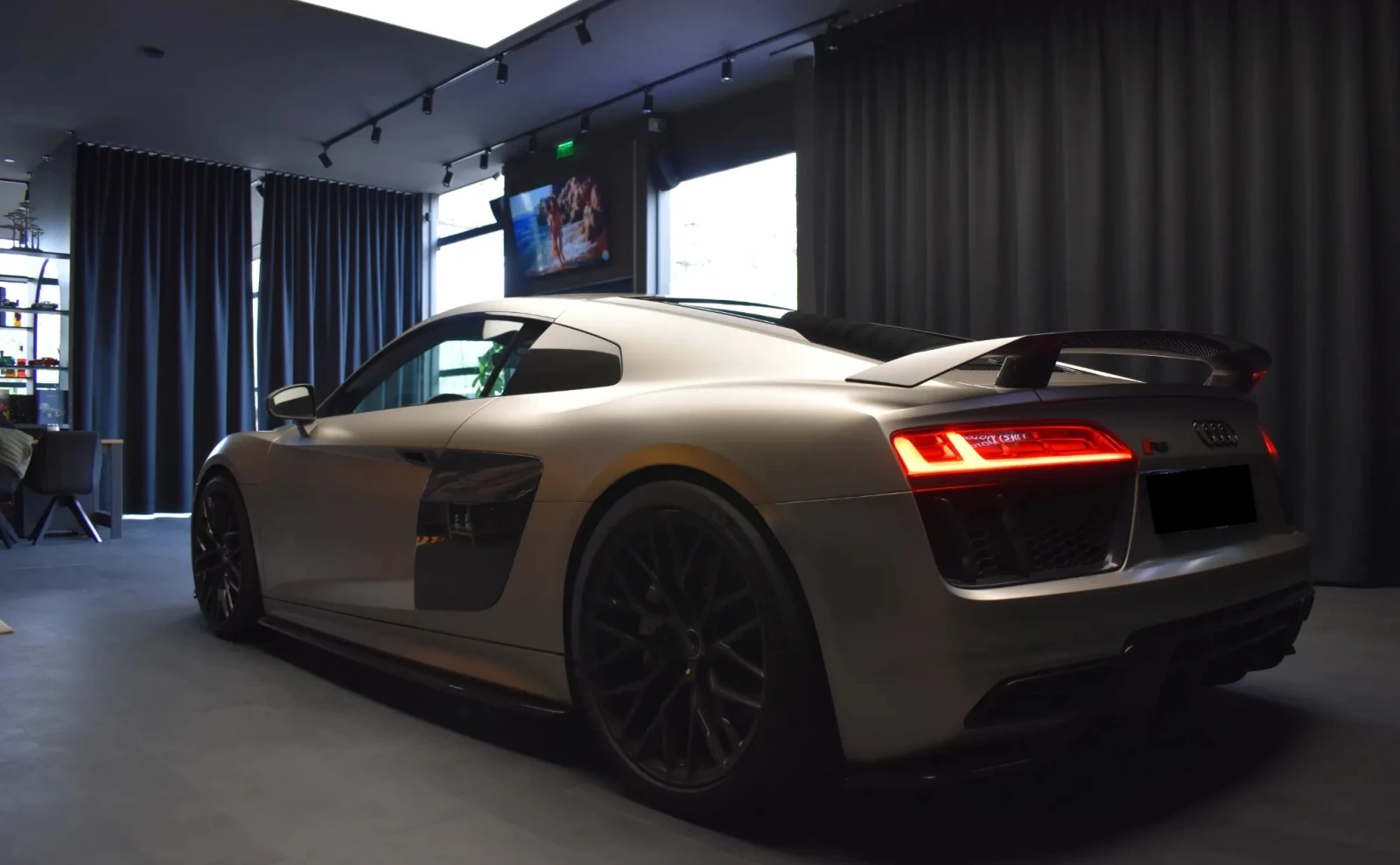 Audi R8 5.2FSI V10 Quattro, снимка 2 - Автомобили и джипове - 55649917