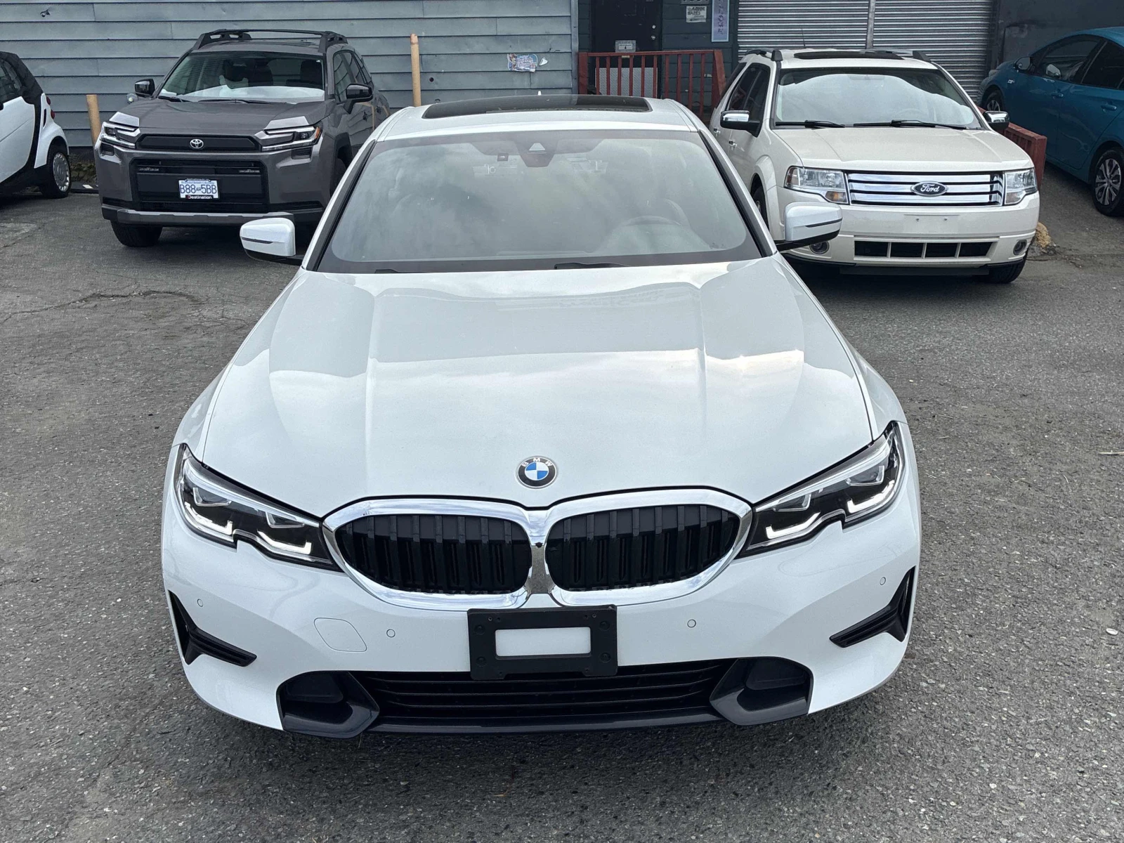 BMW 330 330i xDrive | Mobile.bg � ����������� 6