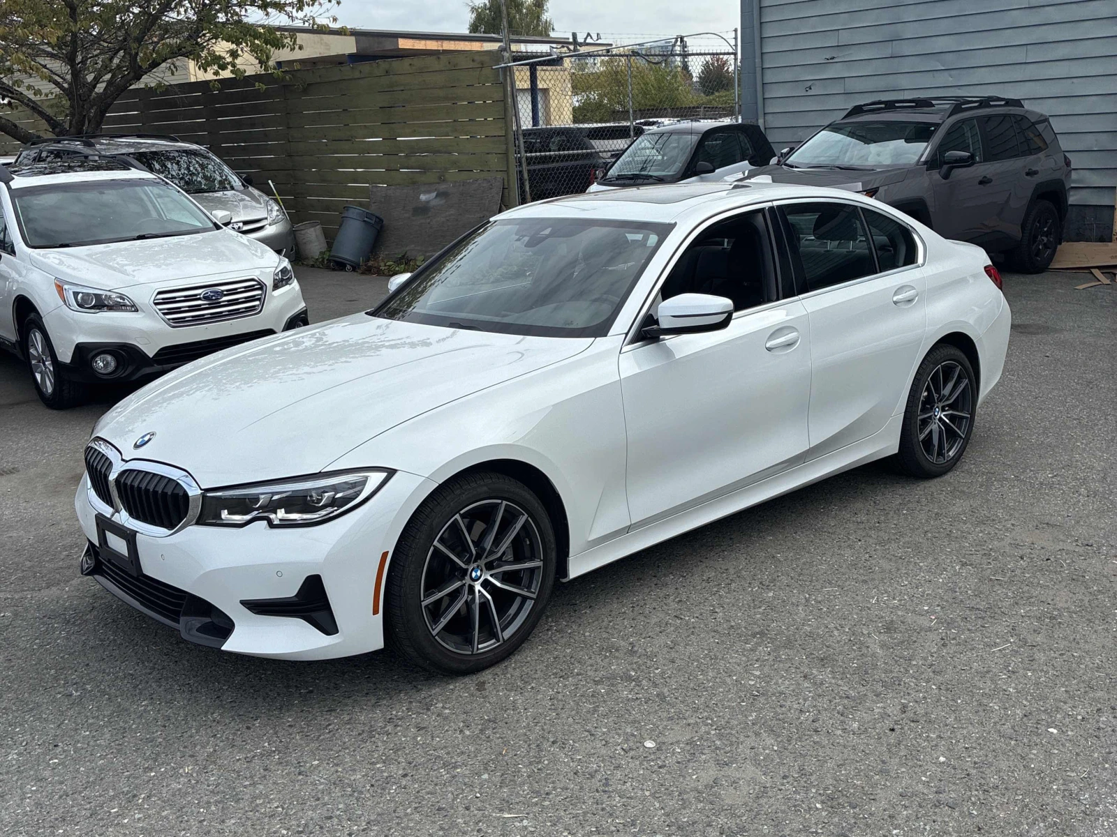 BMW 330 330i xDrive | Mobile.bg � ����������� 1
