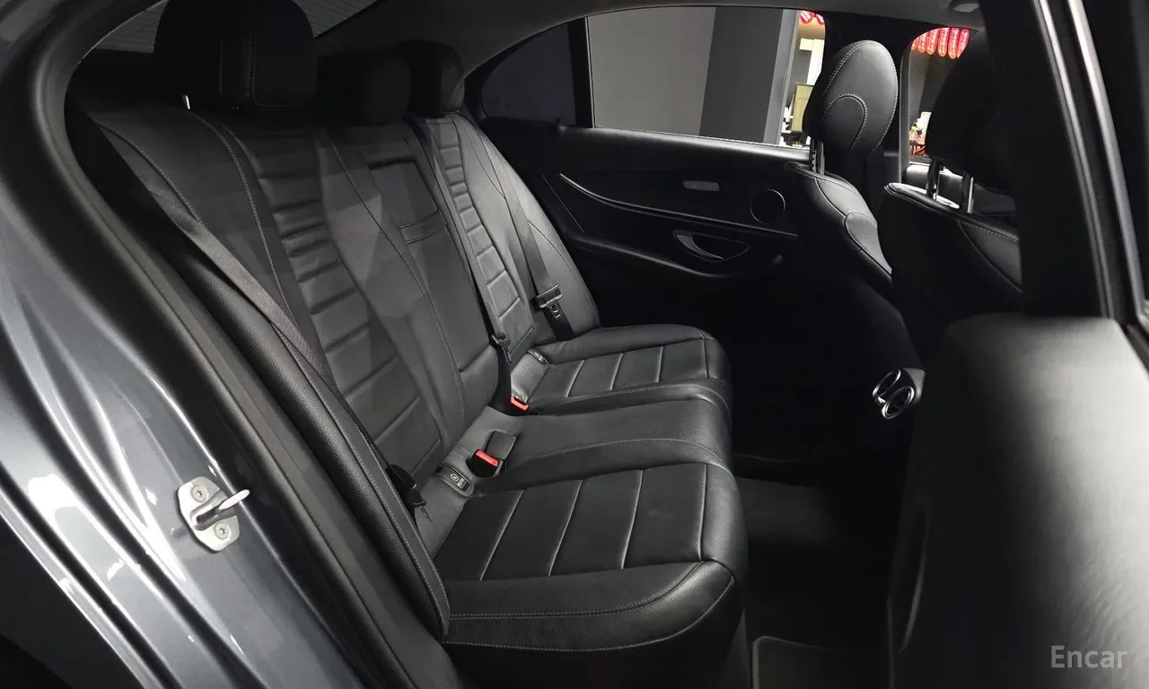Mercedes-Benz E 200 ПОДГРЕВ* ШИБИДАХ* КАМЕРА* , снимка 13 - Автомобили и джипове - 56677197