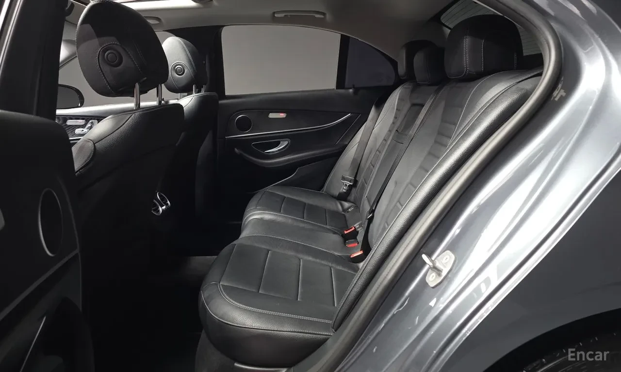 Mercedes-Benz E 200 ПОДГРЕВ* ШИБИДАХ* КАМЕРА* , снимка 16 - Автомобили и джипове - 56677197