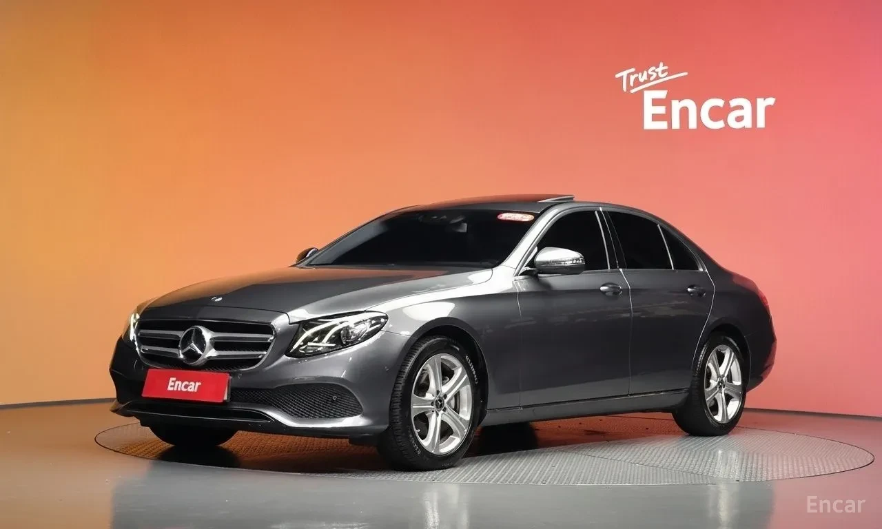 Mercedes-Benz E 200 ПОДГРЕВ* ШИБИДАХ* КАМЕРА* 