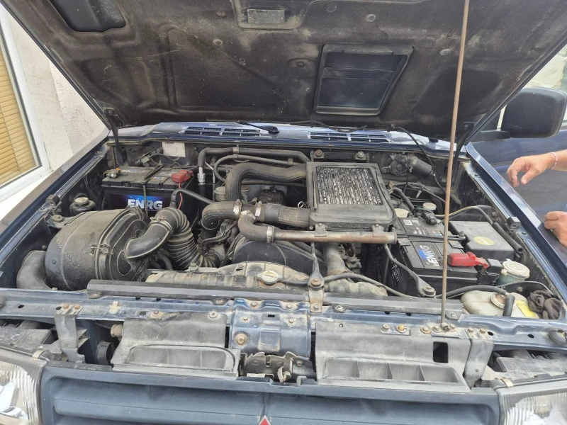 Mitsubishi Pajero 2.5 Къса База, снимка 13 - Автомобили и джипове - 52068481