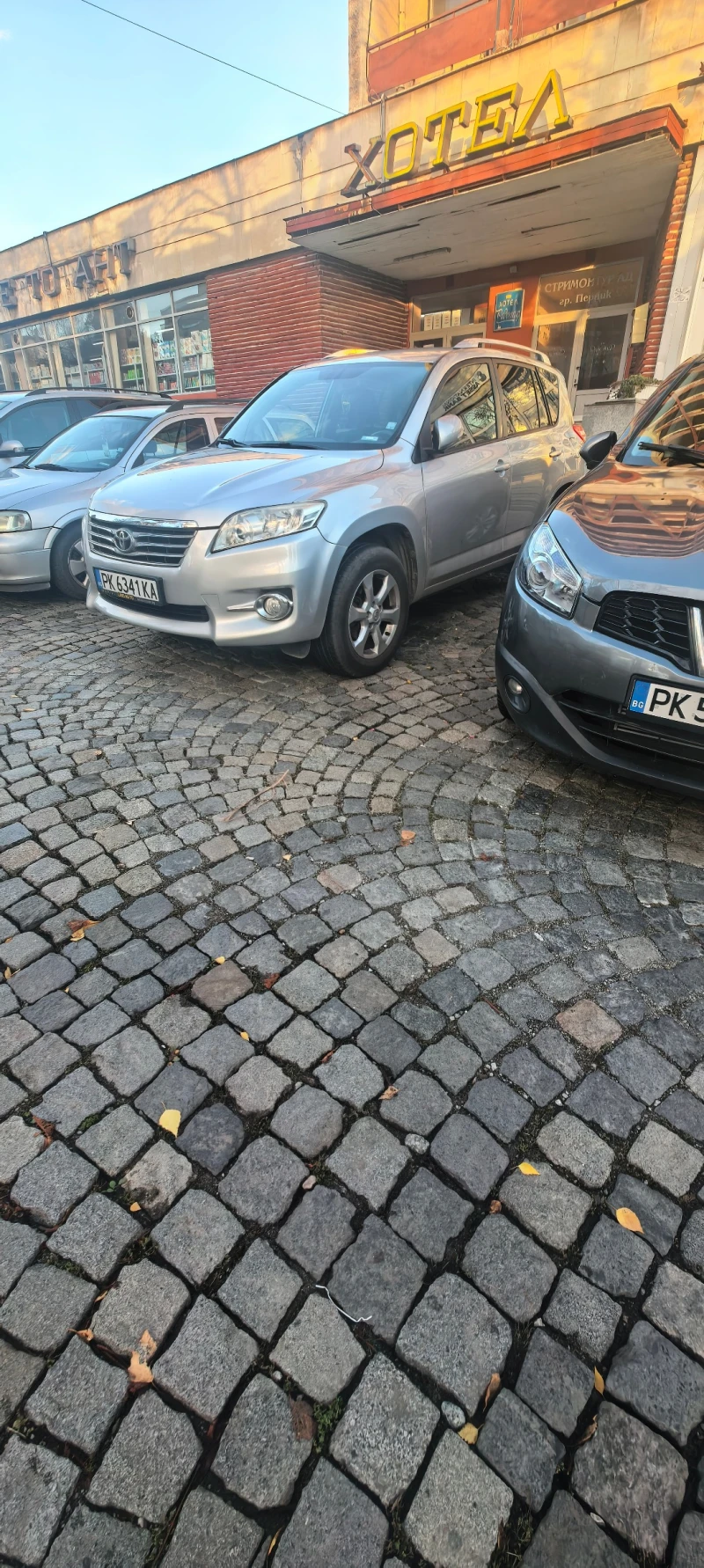 Toyota Rav4, снимка 2 - Автомобили и джипове - 52474378