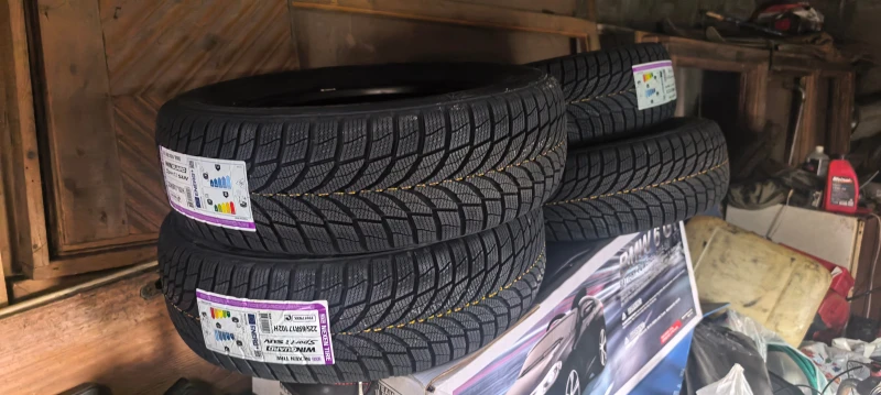 Toyota Rav4, снимка 10 - Автомобили и джипове - 52474378