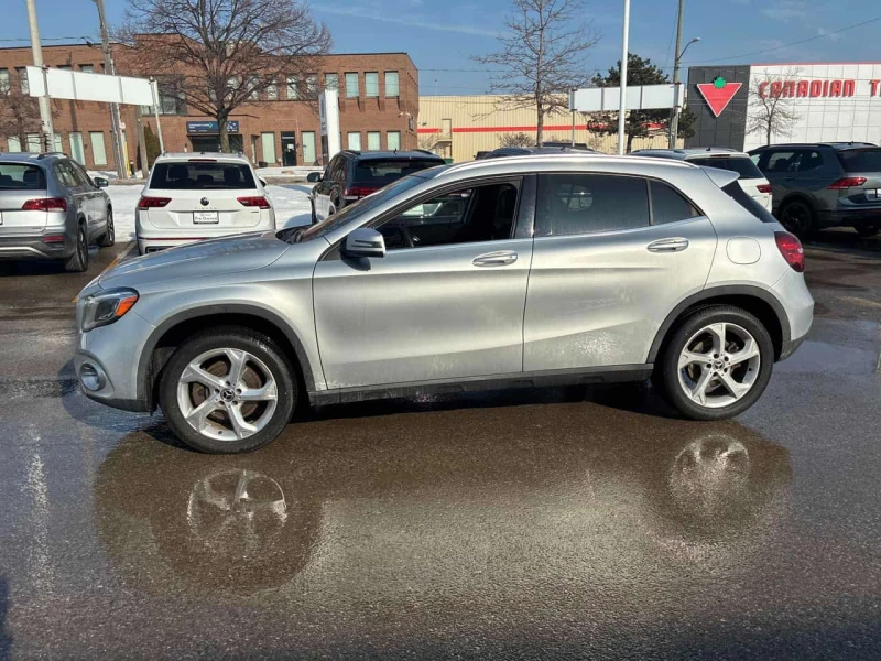 Mercedes-Benz GLA 250 * CARFAX * ПАНОРАМА* ПОДГРЕВ* , снимка 2 - Автомобили и джипове - 53528996