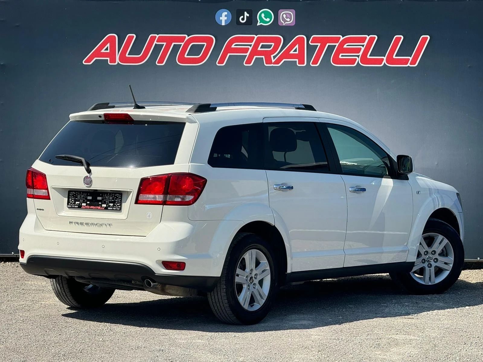 Fiat Freemont 2.0MJet 4x4* 6+ 1* СОБСТВЕН ЛИЗИНГ* БАРТЕР - изображение 3