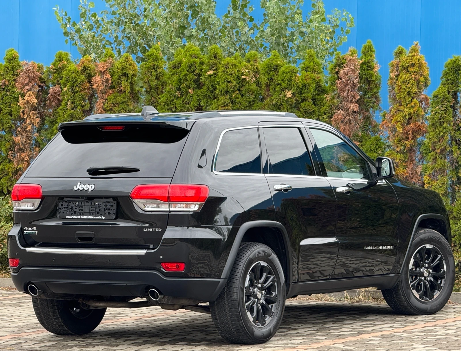 Jeep Grand cherokee 3.0-LIMITED-KEYLESS-ПАНОРАМА-ПОДГРЕВ-УНИКАТ-183КМ - изображение 5