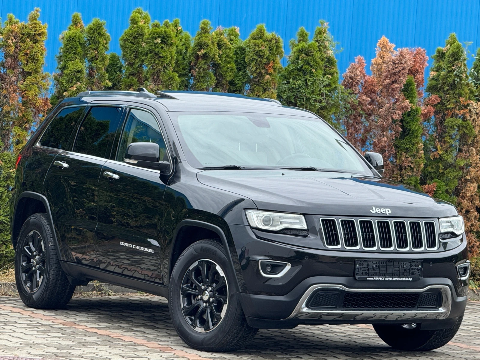 Jeep Grand cherokee 3.0-LIMITED-KEYLESS-ПАНОРАМА-ПОДГРЕВ-УНИКАТ-183КМ - изображение 6
