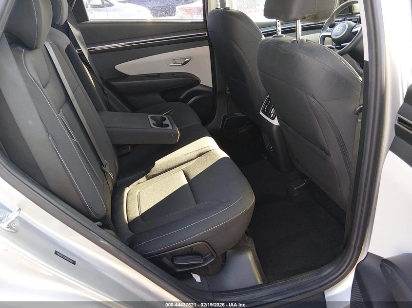 Hyundai Tucson 2.5l Sel, снимка 8 - Автомобили и джипове - 54306913