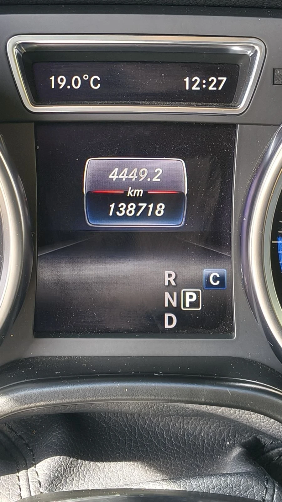 Mercedes-Benz GLE 350, снимка 9 - Автомобили и джипове - 54344750