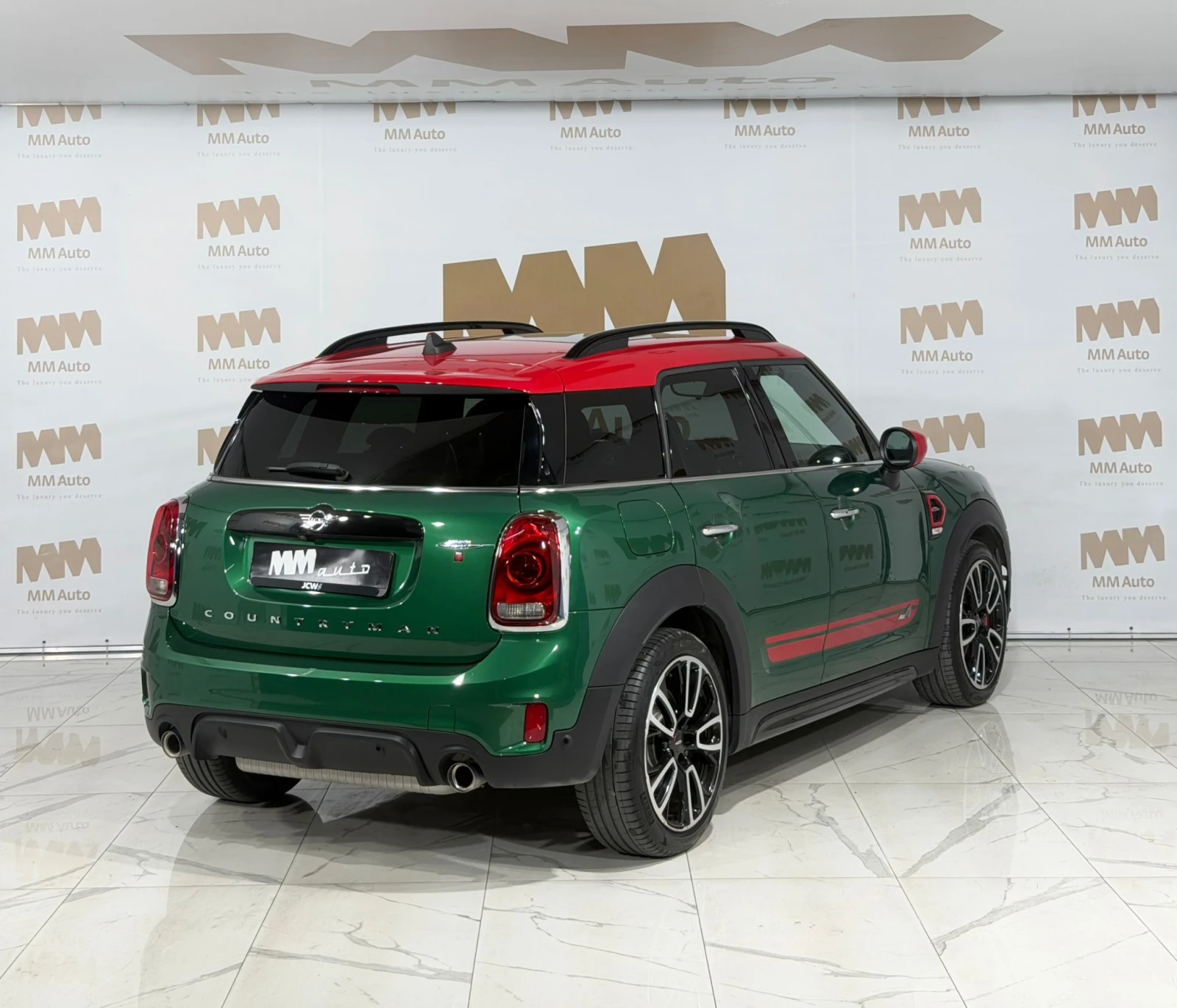 Mini Countryman JCW* ALL4* HuD* Pano* HarmanKardon, снимка 3 - Автомобили и джипове - 54640628