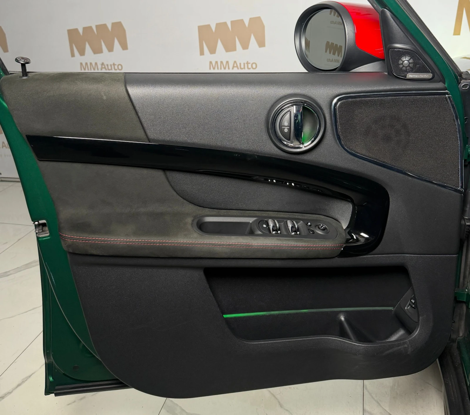Mini Countryman JCW* ALL4* HuD* Pano* HarmanKardon, снимка 6 - Автомобили и джипове - 54640628