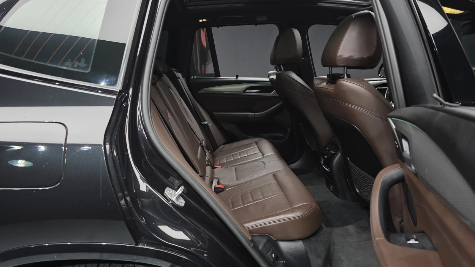 BMW X3 * M PACK* Head up* Premium interior* Авто финансир, снимка 9 - Автомобили и джипове - 54691823