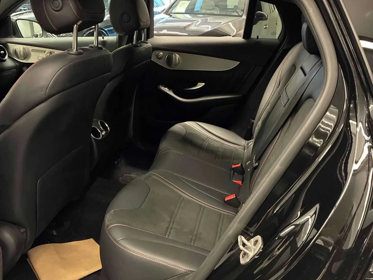 Mercedes-Benz GLE 43 AMG  | DISTRONIC | 360 |  PANO | ДВА КЛЮЧА , снимка 11 - Автомобили и джипове - 54819400