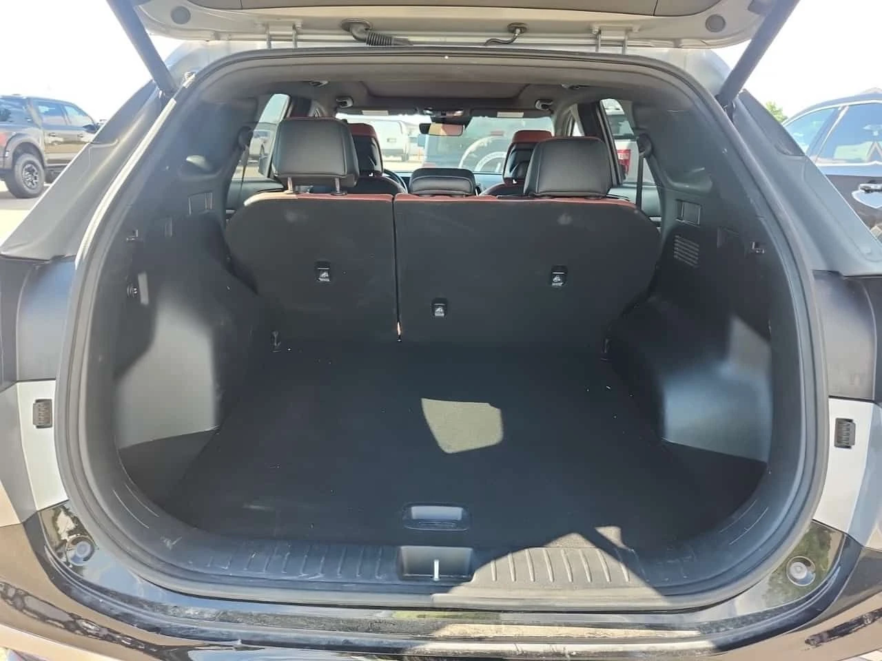 Kia Sportage * Awd W/red Interior Ex Premium * CARFAX * ЦЕНА ДО, снимка 14 - Автомобили и джипове - 55203465