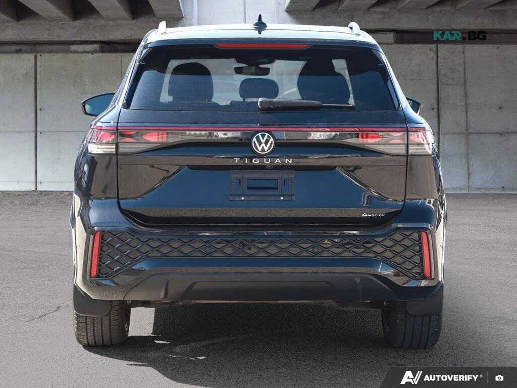 VW Tiguan Highline* R-Line* 4Motion* HARMAN KARDON* 360* PAN, снимка 5 - Автомобили и джипове - 55900895